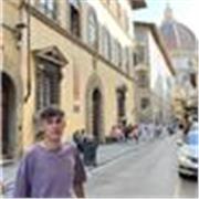Profesor de apoyo de tanto online como presencial en Sevilla para niños de todas las edades