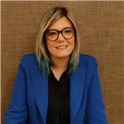 Insegnante qualificata a tua disposizione per aiutarti nei tuoi compiti! Disponibile in presenza o in remoto a seconda della città