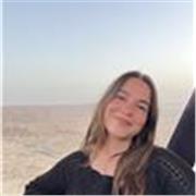 Profesora estudiante de educación primaria