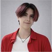 Profesora de matemáticas, programación, biología, lengua y parte de física y química 