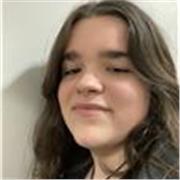 Profesora titulada con doble grado superior de laboratorio clínico y anatomía patológica. Actualmente estudiante de Química.