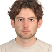 English tutor offering structured lessons for all levels