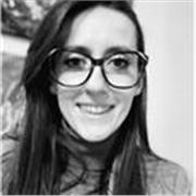 Appassionata linguista impartisce lezioni di lingue straniere (francese/serbo-croato, ma anche italiano)