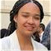 Soy estudiante de Ingeniería Robótica e IA con nivel C1 de inglés y una vocación clara por la enseñanza. Doy clases a niños y jóve