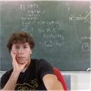 laurenado in Ingegneria Biomedicale offre lezioni di Matematica (analisi 1 2) Fisica, Circuiti elettrici, Meccanica di base