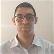 Soy una persona muy tranquila pero exigente. Realmente me gustan los idiomas, tanto estudiar como enseñarlos