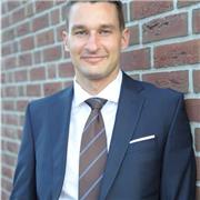 10 Jahre Erfahrung im privaten Unterricht. Egal welches Thema, egal welches Alter. Ich helfe dir gerne!