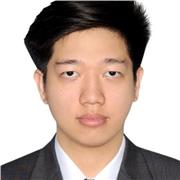 Friendly International Master’s Student Teaching Basic English for Kids Through Immersive and Fun Lessons