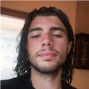 studente madrelingua italiano solare e disponibile specializzato in materie umanistiche