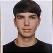 Buenas, soy Jorge estudiante de doble grado de Derecho y Finanzas, con experiencia con niños pequeños.