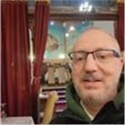 Native English speaker with 30 years experience teaching languages in the UK , offering private tuition in the local area of Udine