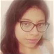 Responsable, paciente, cercana; enseño inglés básico a niños.