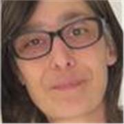 Offro lezioni private a bambini delle scuole elementari adattandoli alle loro esigenze.