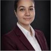 Native française trilingue avec 7 ans d'expérience (Universités, entreprises internationales), je propose des cours d'anglais.