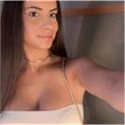 Estudiante de carrera de Ade con estudios en bachillerato. Aplicada y constante.