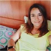 Ragazza laureata, amo il contatto e la relazione che può crearsi tra un bambino e la sua insegnante... Ho esperienza anche con bambini DSA... 
Farò lezione al vostro bambino anche attraverso il gioco in quanto credo che imparare divertendosi sia l'opzione