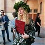 Laureata in Lettere e attualmente studentessa di Archeologia.Offro ripetizioni di latino, italiano, storia e geografia