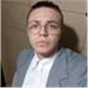 Ragazzo diplomato insegna a ragazzi delle scuole elementari e medie l'italiano. possono venire sia stranieri che italiani