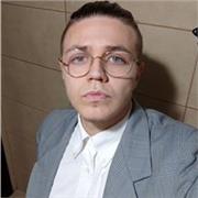 Ragazzo diplomato insegna a ragazzi delle scuole elementari e medie l'italiano. possono venire sia stranieri che italiani