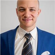 Neolaureato in Chimica, ripetizioni di matematica, fisica e chimica (5 anni esperienza)