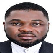 Barrister providing lessons to law students of diverse academic background