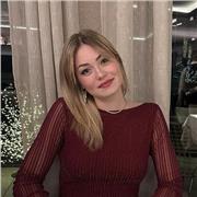 Ragazza per lezioni di Matematica, Fisica, Scienze, Inglese, Italiano o aiuto compiti in generale