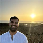 Profesor de Primaria que ofrece clases en todas las asignaturas, además de Inglés. Experiencia de 5 años como docente en colegios