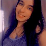 Professora de Ballet, atuante em aulas presenciais e online