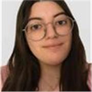Graduada en Historia del Arte por la Universidad de Granada