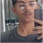 Professor particular de física, estudante da USP