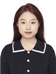 Chinese native speaker with several previous teaching experiences 