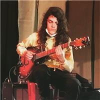 Cours de guitare, pour tout niveaux, axé jazz mais ouvert à d'autres styles