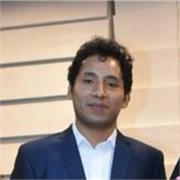 El docente brinda asesoria en metodologia de investigacion cientifica