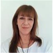 Profesional en mindfulness y gestión emocional, especializada en acompañar a niños, adolescentes y familias.