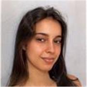 Auxílio alunos com estudos de matérias escolares e deveres de casa