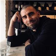 Forsch, anpassungsfähig Englischlehrer mit über zwanzig Jahren Erfahrung