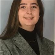 Soy una chica joven, estudiante de grado, Economia y negocios internacionales (Bilingüe) en Alcala de Henares