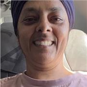 I would like to teach primary school children. I have worked as teacher assistant in Secondary schools.