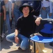 Profesor de inglés con experiencia en clases de niños y adultos