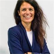 Psicologa ad indirizzo neuroscientifico, con background manageriale in contesti industriali complessi.