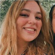 Soy una estudiante de enfermería que da clases particulares hasta el nivel de TERCERO DE LA ESO en cualquier asignatura. A domicilio