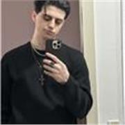 Laureato in lingue e letterature straniere offre lezioni private per studenti di scuola media e superiore a Pontedera e dintorni