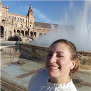 English tutor providing lessons to Spanish and Romanians children & adults
