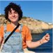 Profesora de inglés con nivel profesional reconocido (Cambridge C1) busca dar clases a todas las edades, con experiencia en intercambios en el extranjero en países de habla inglesa, las clases pueden ser de cualquier tipo de refuerzo, gramática o conversa