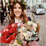 Offro lezioni privati sia a bambini delle elementari e medie (aiuto compiti/ripetizioni) sia a ragazzi delle superiori per diritto