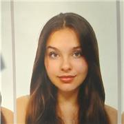 Soy estudiante y necesito trabajo, los niños son mi fuerte desde siempre y me gustaría enseñarlos ingles y lengua castellana.