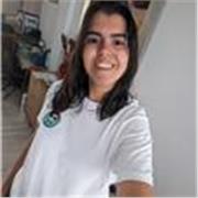 Tutora bilingüe de inglés imparte clases de conversación y refuerzo online y en Fuengirola.