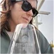 Offro ripetizioni singole e/o di gruppo max 4. Sono laureata in economia e laureanda in Scienze Politiche. 