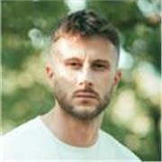 Produttore e Dj da oltre 10 anni offro lezioni private di mixaggio, produzione di musica elettronica, mixing e mastering
