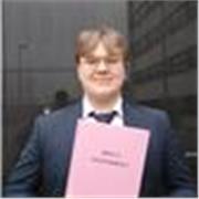 Inżynier chemii i student studiów magisterskich oferuje skuteczne korepetycje z chemii – jasno tłumaczę trudne zagadnienia i przyg